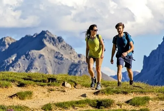 Rencontres Nature : Rando Romantique en Haute Loire - Agence matrimoniale Unicis